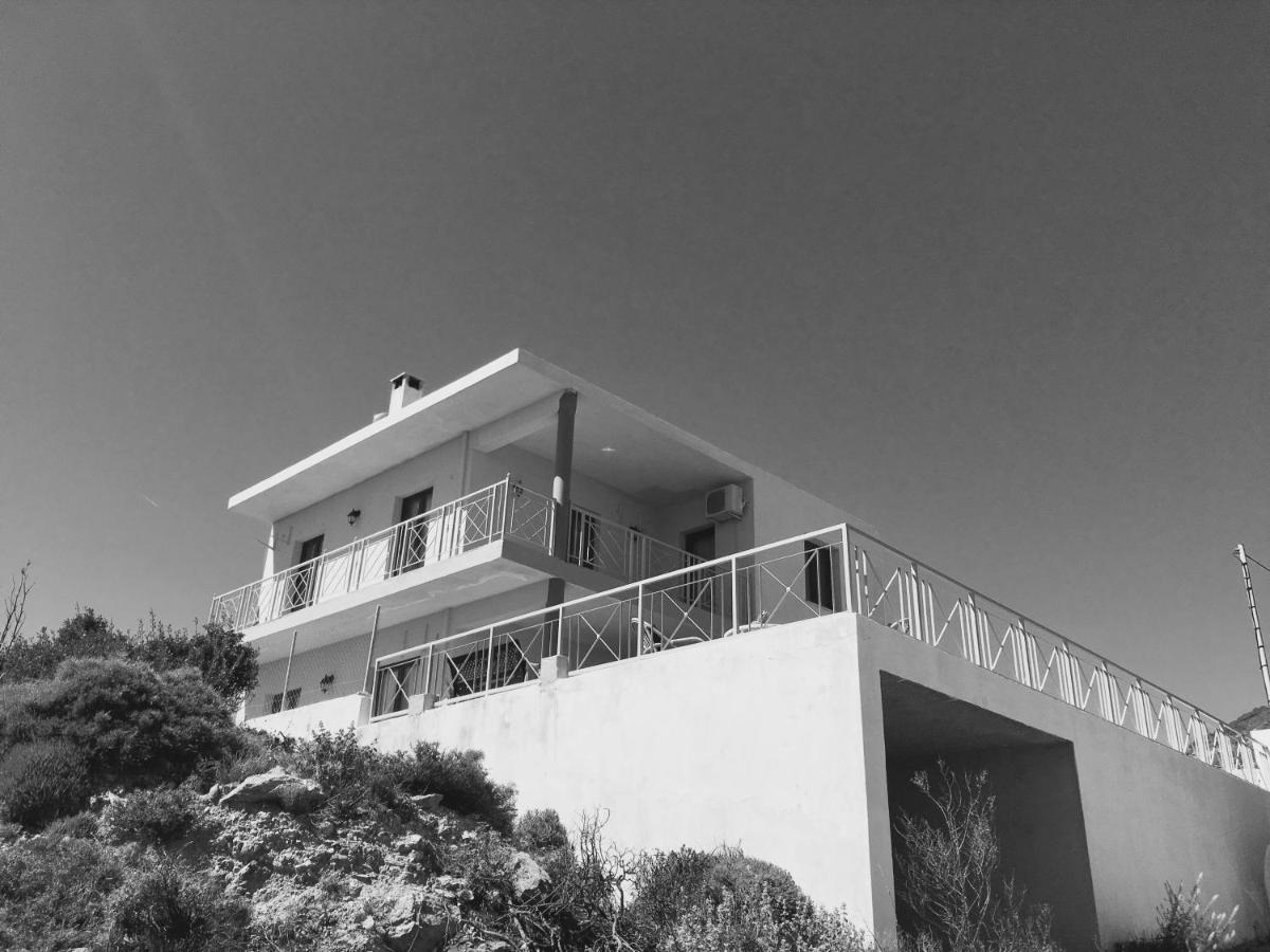 Villa Kalli - Porto Ennia Vromopousi Esterno foto